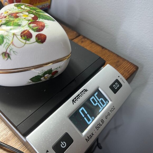 Vgt Hammersley Heart Shaped Hand-painted Bone China Trinket Box Strawberries - Picture 14 of 14